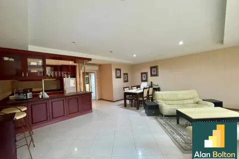 Condominio de 2 dormitorios en Pattaya, Tailandia № 211031 - foto 3