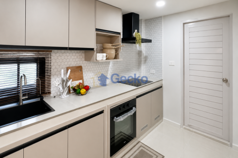 House in Pattaya, Thailand 3 bedrooms № 199601 - photo 6