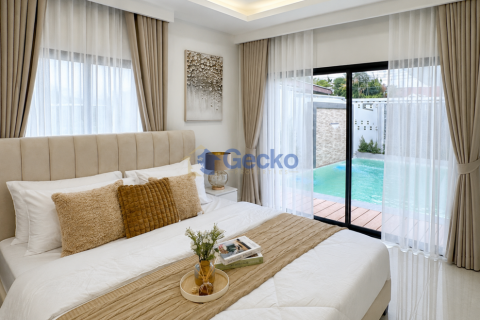 House in Pattaya, Thailand 3 bedrooms № 199601 - photo 11