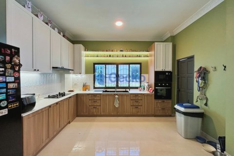 House in Pattaya, Thailand 3 bedrooms № 199602 - photo 8