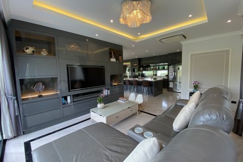Villa in Hua Hin, Thailand 3 Schlafzimmer № 222113 - Foto 27