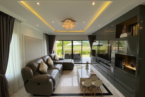 Villa in Hua Hin, Thailand 3 Schlafzimmer № 222113 - Foto 25
