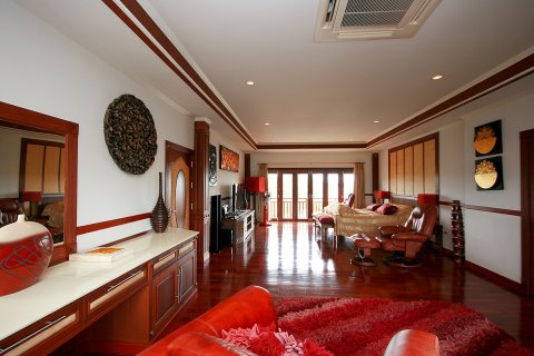 Villa in Hua Hin, Thailand 6 Schlafzimmer № 222108 - Foto 13