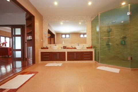 Villa in Hua Hin, Thailand 6 Schlafzimmer № 222108 - Foto 21