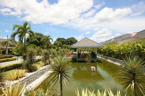 Villa in Hua Hin, Thailand 6 Schlafzimmer № 222108 - Foto 4