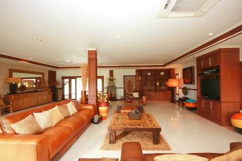 Villa in Hua Hin, Thailand 6 Schlafzimmer № 222108 - Foto 8