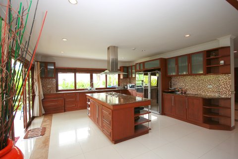 Villa in Hua Hin, Thailand 6 Schlafzimmer № 222108 - Foto 17