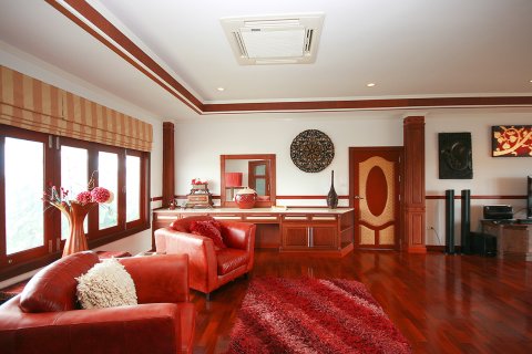 Villa in Hua Hin, Thailand 6 Schlafzimmer № 222108 - Foto 11