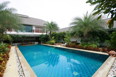 Villa in Hua Hin, Thailand 6 Schlafzimmer № 222108 - Foto 27