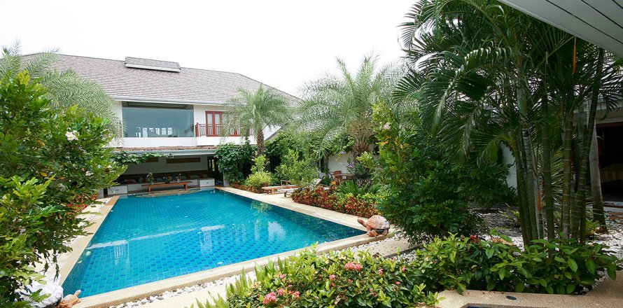 Villa in Hua Hin, Thailand 6 Schlafzimmer № 222108