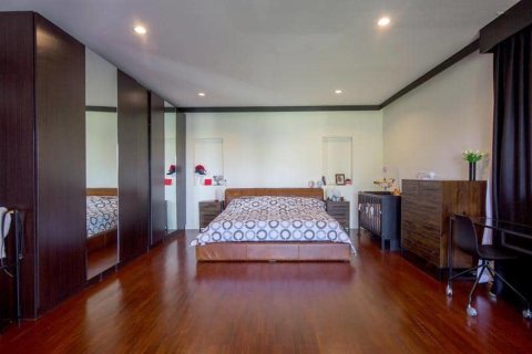 Villa in Hua Hin, Thailand 6 Schlafzimmer № 222109 - Foto 9