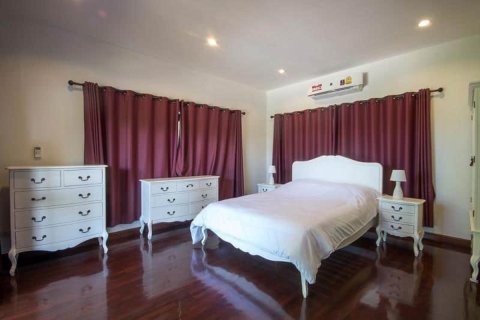 Villa in Hua Hin, Thailand 6 Schlafzimmer № 222109 - Foto 11