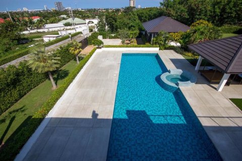Villa in Hua Hin, Thailand 6 Schlafzimmer № 222109 - Foto 3
