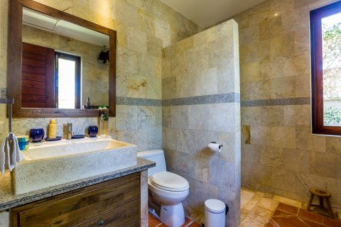Villa in Sam Roi Yot, Thailand 5 Schlafzimmer № 222112 - Foto 29