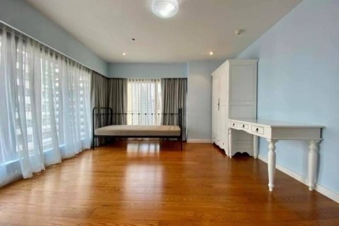 Condo in Khlong Toei, Bangkok, Thailand, 3 bedrooms № 167981 - photo 7