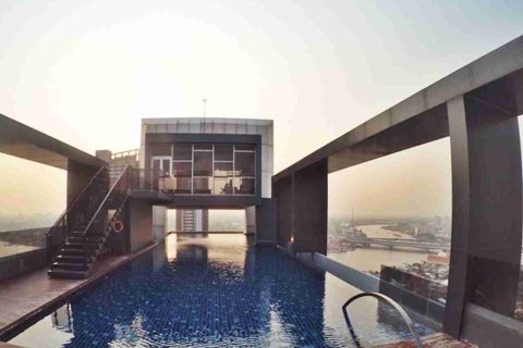 Condo in Bangkok, Thailand, 2 bedrooms  № 183542 - photo 2