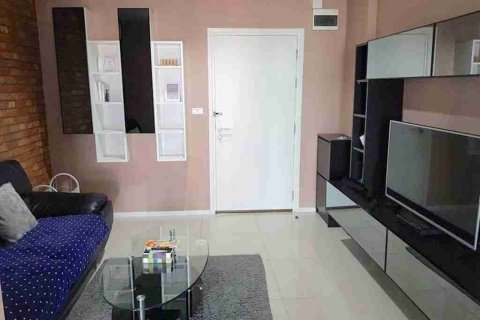 Condo in Bangkok, Thailand, 1 bedroom  № 183541 - photo 8