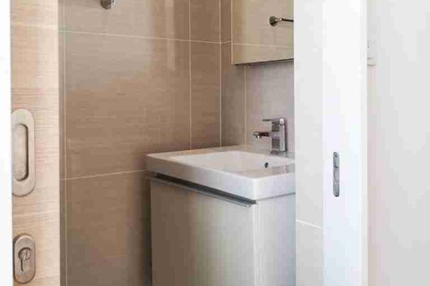 Condo in Bangkok, Thailand, 1 bedroom № 183538 - photo 9