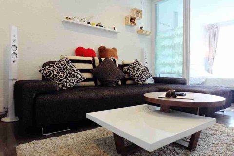 Condo in Bangkok, Thailand, 1 bedroom № 183543 - photo 4