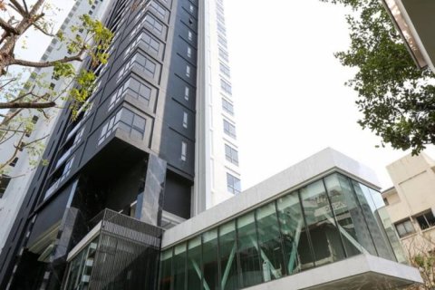 Condo in Bangkok, Thailand, 3 bedrooms  № 180676 - photo 18