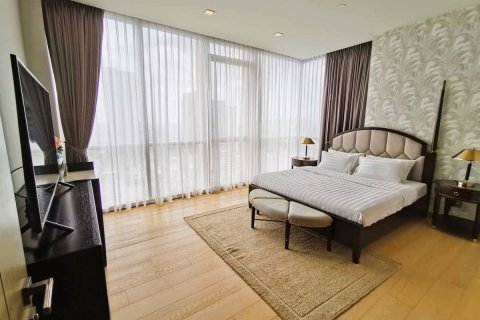 Condo in Bangkok, Thailand, 2 bedrooms  № 180677 - photo 9