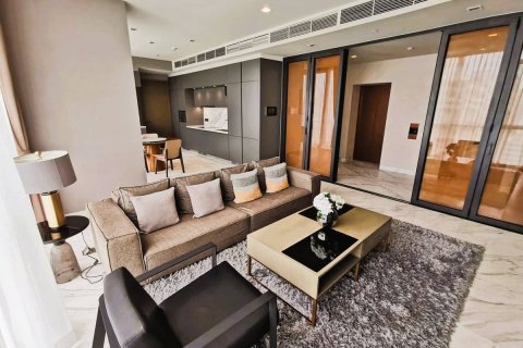 Condo in Bangkok, Thailand, 2 bedrooms  № 180677 - photo 2