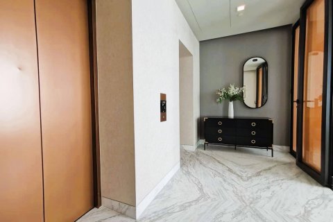 Condo in Bangkok, Thailand, 2 bedrooms  № 180677 - photo 7