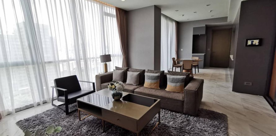 Condo in Bangkok, Thailand, 2 bedrooms  № 180677