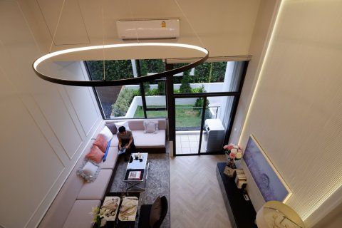 Duplex à Huai Khwang, Bangkok, Thaïlande 2 chambres № 140461 - photo 8