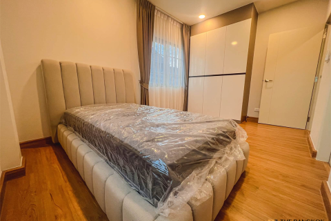 Maison à Bangkok, Thaïlande 4 chambres № 209294
