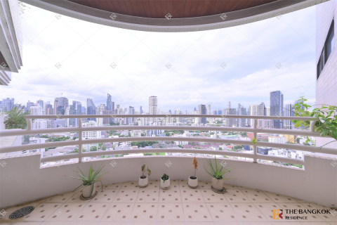 Condominio de 3 dormitorios en Bangkok, Tailandia № 209287 - foto 8