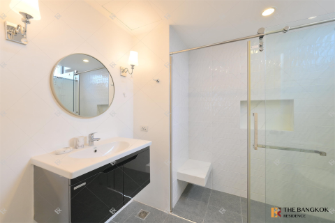 Condominio de 3 dormitorios en Bangkok, Tailandia № 209287 - foto 10