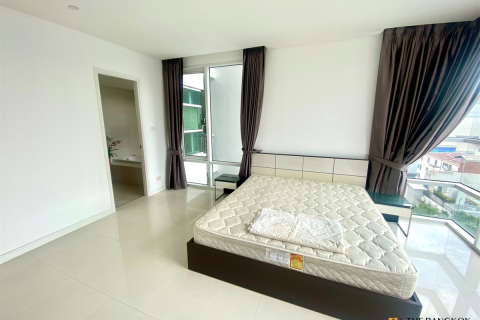 คอนโดมิเนียมในกรุงเทพฯ, ประเทศไทย, 3 ห้องนอน № 209290 - รูปถ่าย 2
