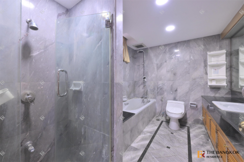 Condominio de 3 dormitorios en Bangkok, Tailandia № 209291 - foto 8