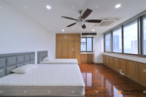 Condominio de 3 dormitorios en Bangkok, Tailandia № 209291 - foto 6