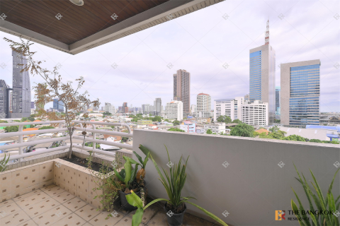 Condominio de 3 dormitorios en Bangkok, Tailandia № 209291 - foto 10