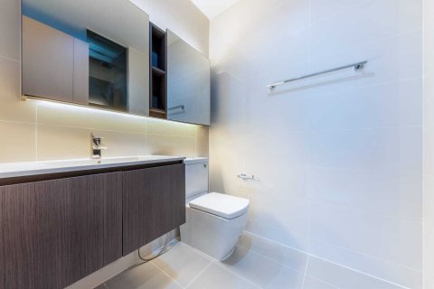 Condo in Watthana, Bangkok, Thailand, 2 bedrooms  № 158190 - photo 4