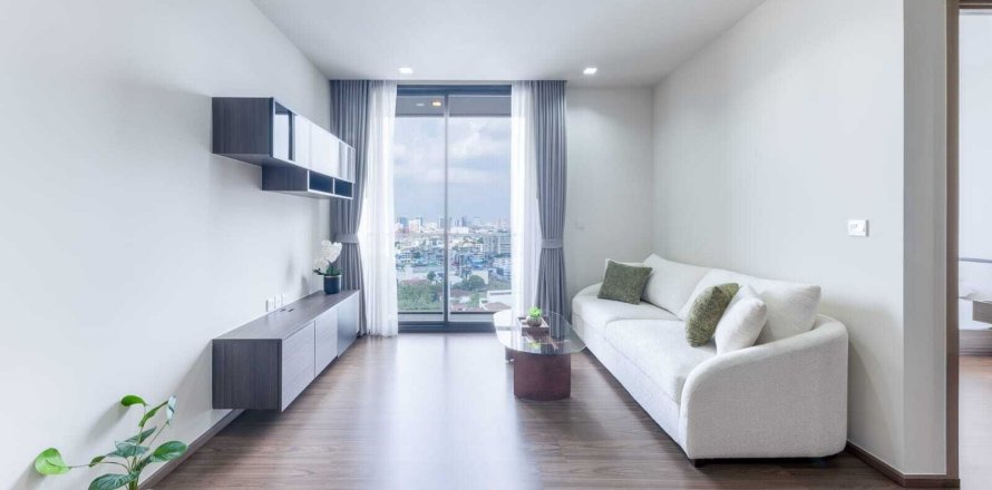Condo in Watthana, Bangkok, Thailand, 2 bedrooms  № 158190