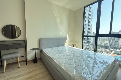 Studio dans le Condo à Huai Khwang, Bangkok, Thaïlande № 173269 - photo 8