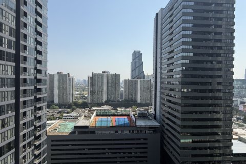 Studio dans le Condo à Huai Khwang, Bangkok, Thaïlande № 173269 - photo 14