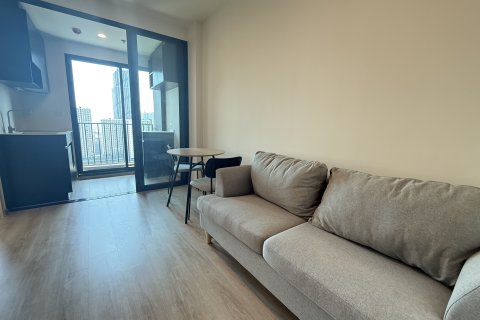 Studio dans le Condo à Huai Khwang, Bangkok, Thaïlande № 173269 - photo 3