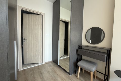 Studio dans le Condo à Huai Khwang, Bangkok, Thaïlande № 173269 - photo 9