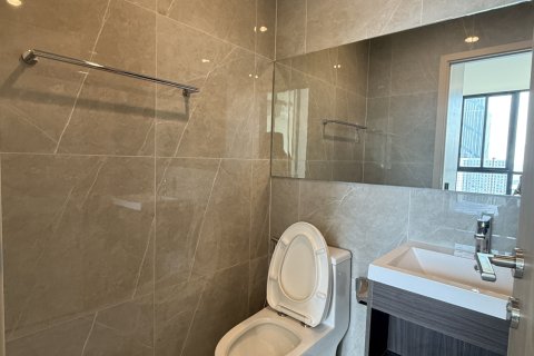 Studio dans le Condo à Huai Khwang, Bangkok, Thaïlande № 173269 - photo 12