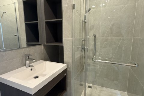 Studio dans le Condo à Huai Khwang, Bangkok, Thaïlande № 173269 - photo 11