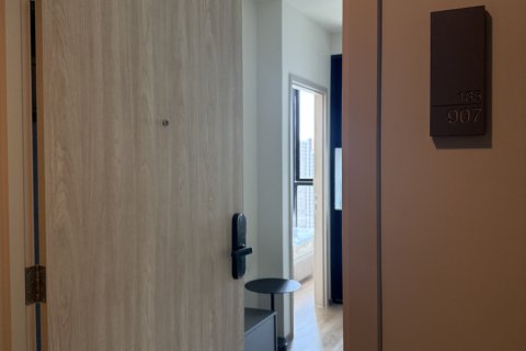 Studio dans le Condo à Huai Khwang, Bangkok, Thaïlande № 173269 - photo 2