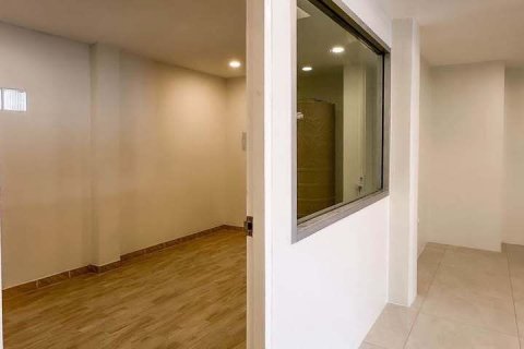 Townhouse à Saphan Sung, Bangkok, Thaïlande 4 chambres № 173270 - photo 18