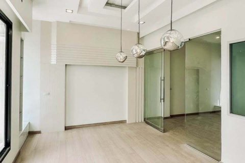 Townhouse à Saphan Sung, Bangkok, Thaïlande 4 chambres № 173270 - photo 13