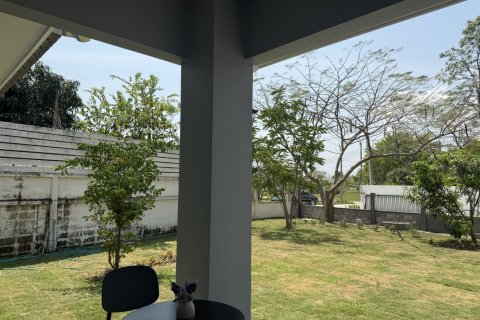 House in San Sai, Thailand 3 bedrooms № 173272 - photo 4