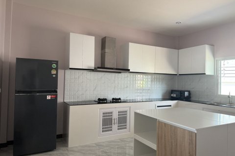 House in San Sai, Thailand 3 bedrooms № 173272 - photo 8
