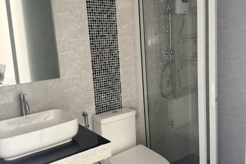 House in San Sai, Thailand 3 bedrooms № 173272 - photo 10